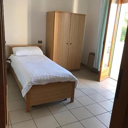 Bianca فندق Villa Celiera